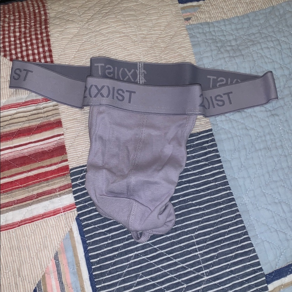 2xist y-back thong men’s size medium - lavender